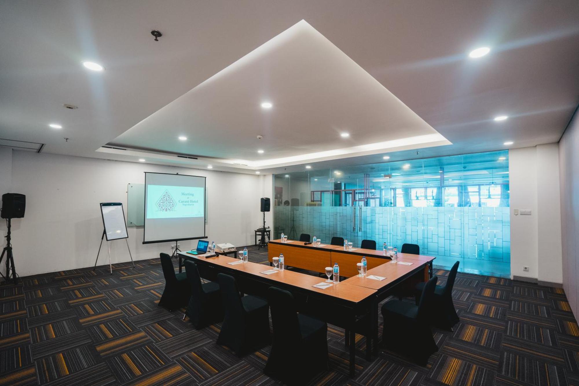 Carani Hotel Yogyakarta Ngoại thất bức ảnh