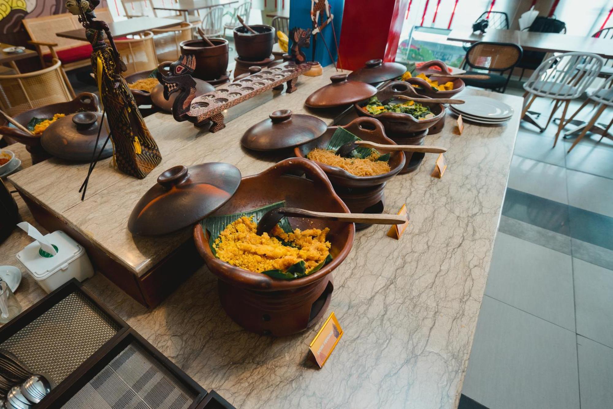 Carani Hotel Yogyakarta Ngoại thất bức ảnh