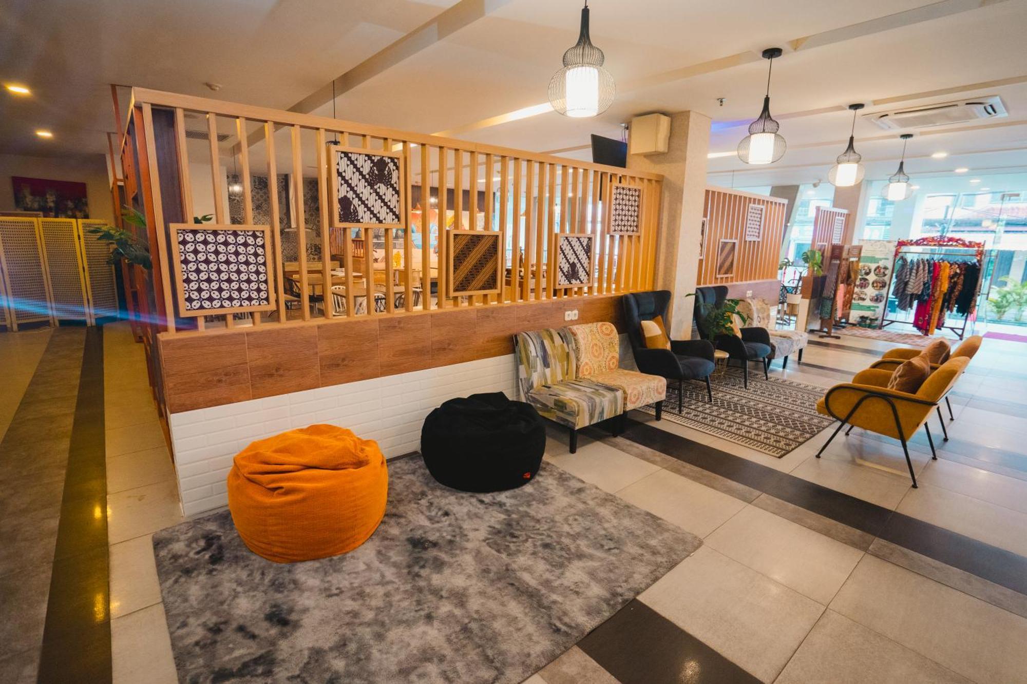 Carani Hotel Yogyakarta Ngoại thất bức ảnh