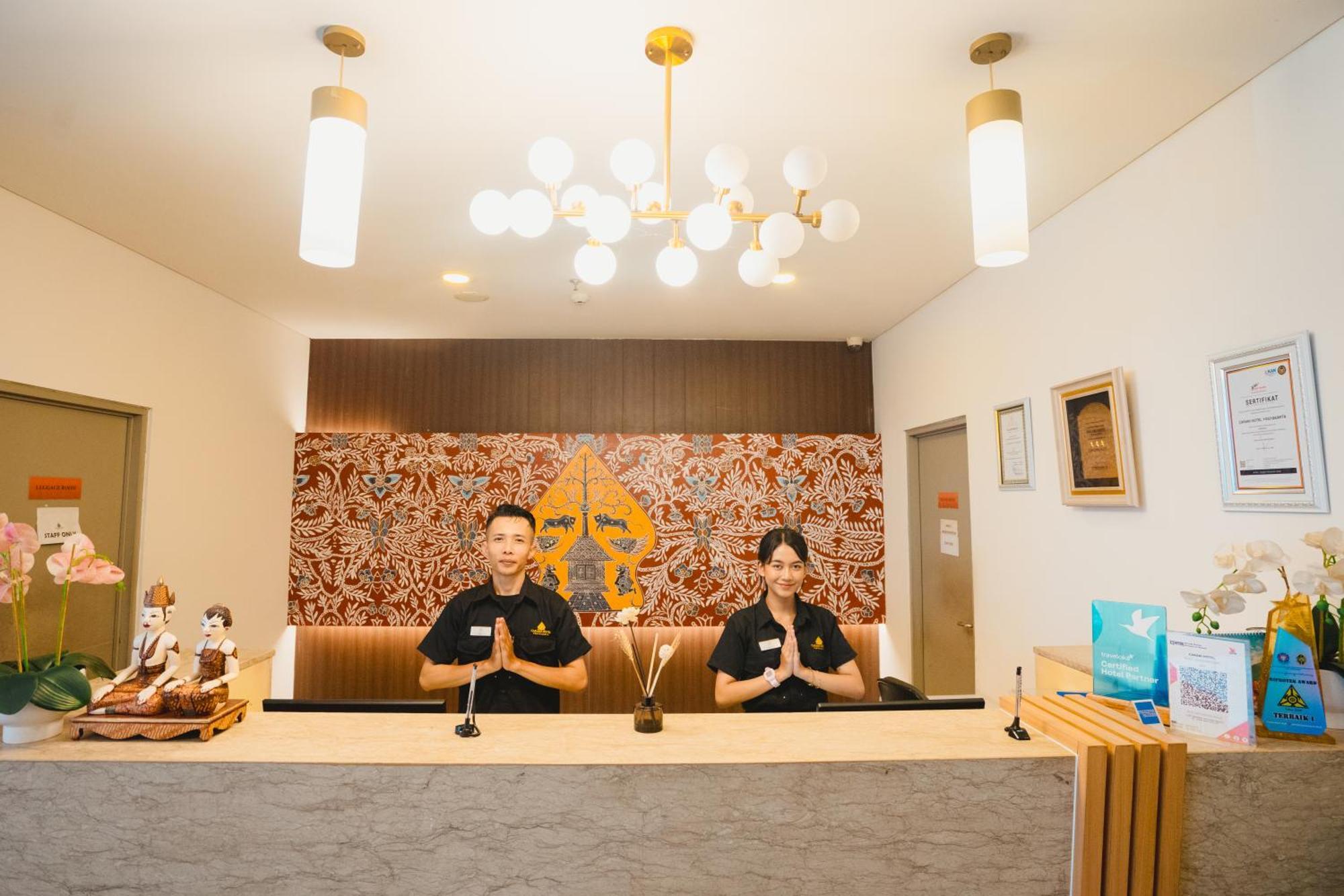 Carani Hotel Yogyakarta Ngoại thất bức ảnh